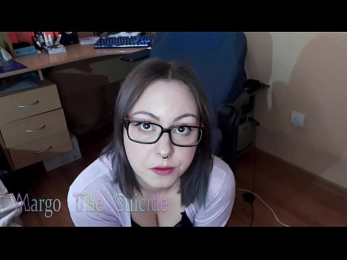 ❤️ Fata sexy cu ochelari suge adânc Dildo în fața camerei de filmat ❤️❌ at us ☑